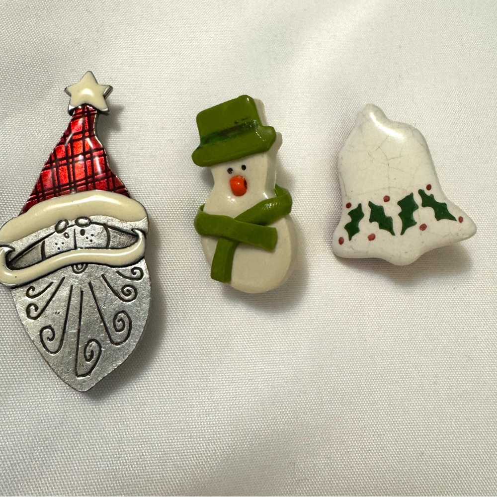 Festive Holiday Brooch Set
*4 for $30